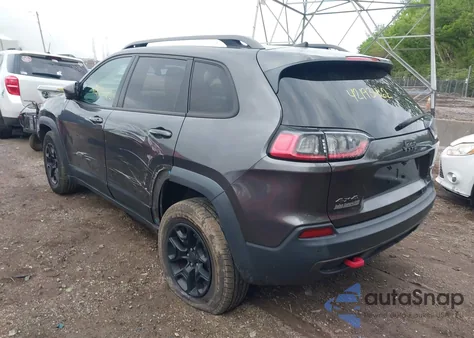 2019 Jeep Cherokee Trailhawk 4X4 from USA, damaged, VIN 1C4PJMBX5KD140733
